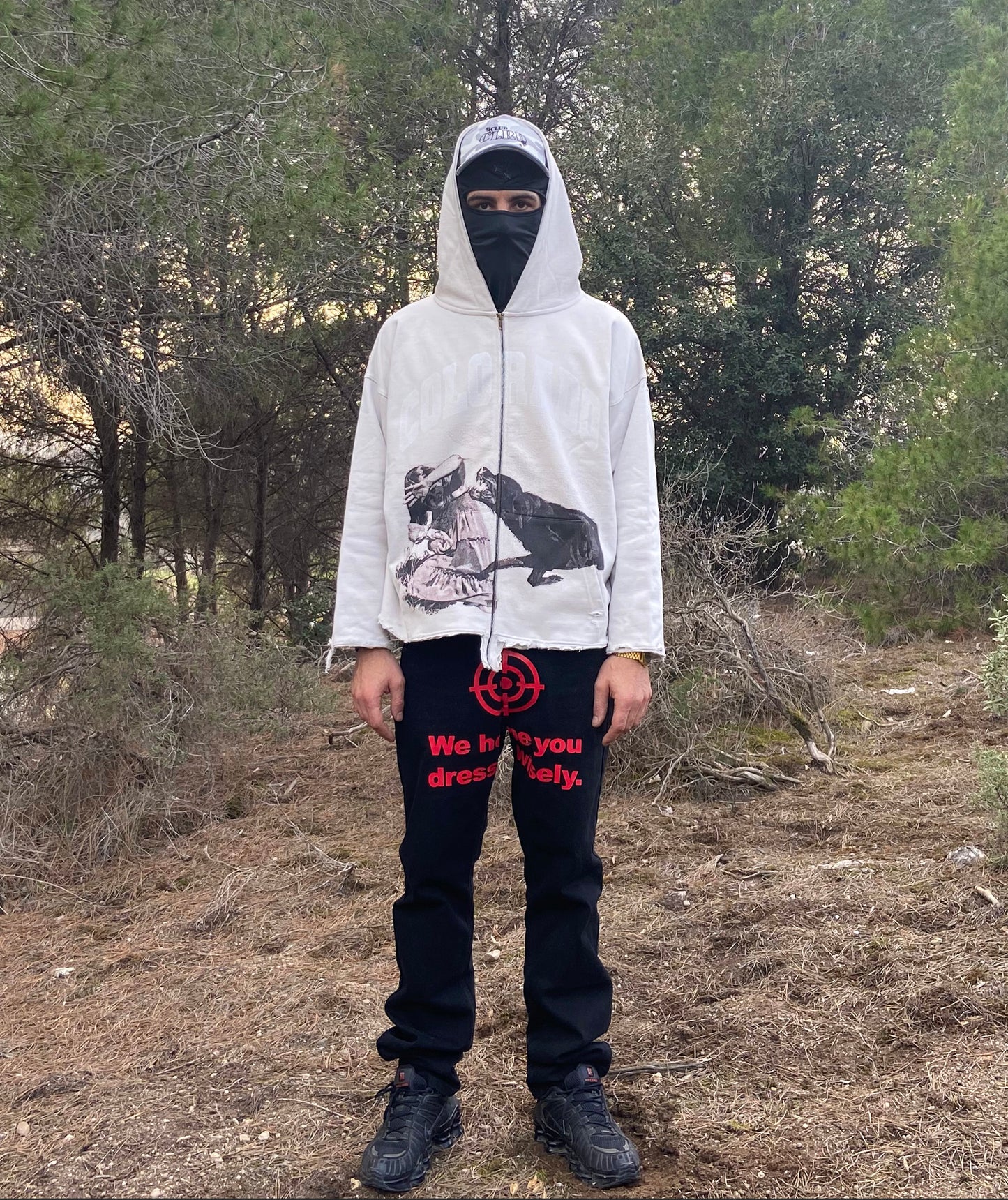 CW24 BEWARE DOG ZIP